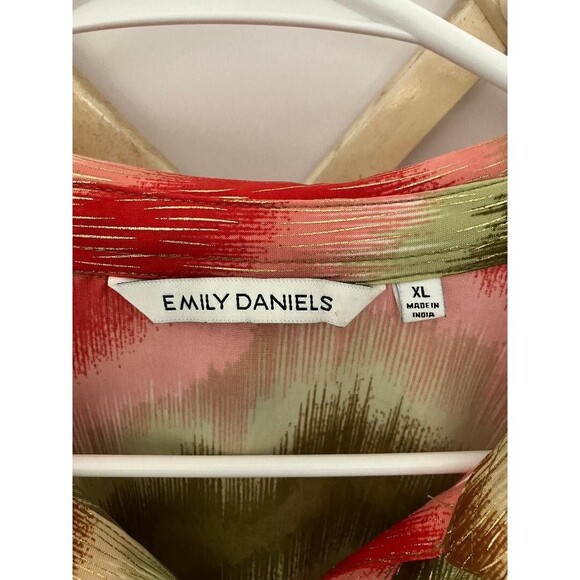 Emily Daniels Women’s XL Multicolor Sequin Blouse Shirt Roll Tab Sleeve - Picture 4 of 12